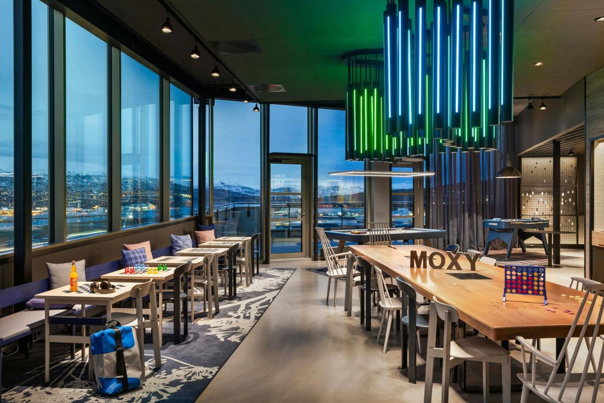 Hotel Moxy Tromsø Zewnętrze zdjęcie